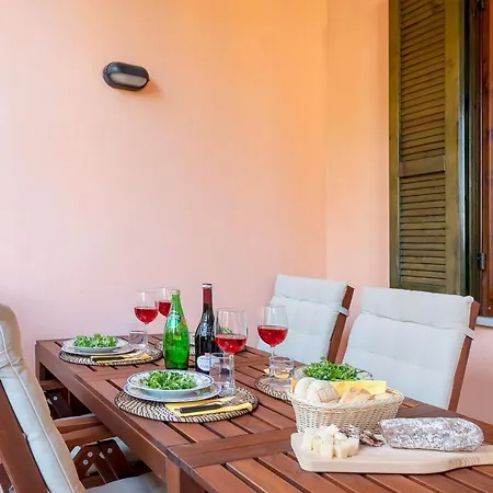 Apartment Le Robinie *